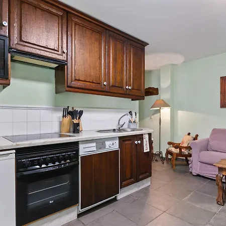 Puente Del Narcea 4 アパート